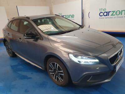 2017 VOLVO V40 MK3 FL (525) 2012 TO 2019 D2 CROSS COUNTRY NAV PLUS