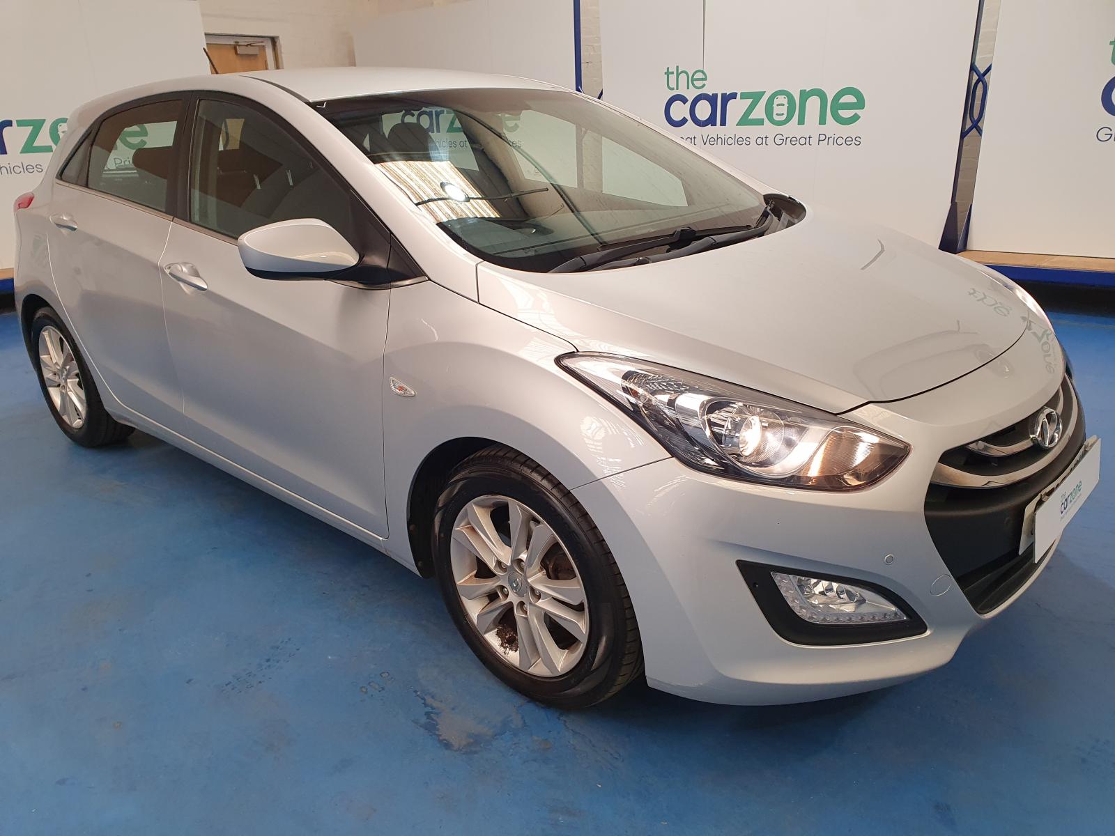 2013 HYUNDAI I30 MK2 (GD) 2012 TO 2016 EDITION